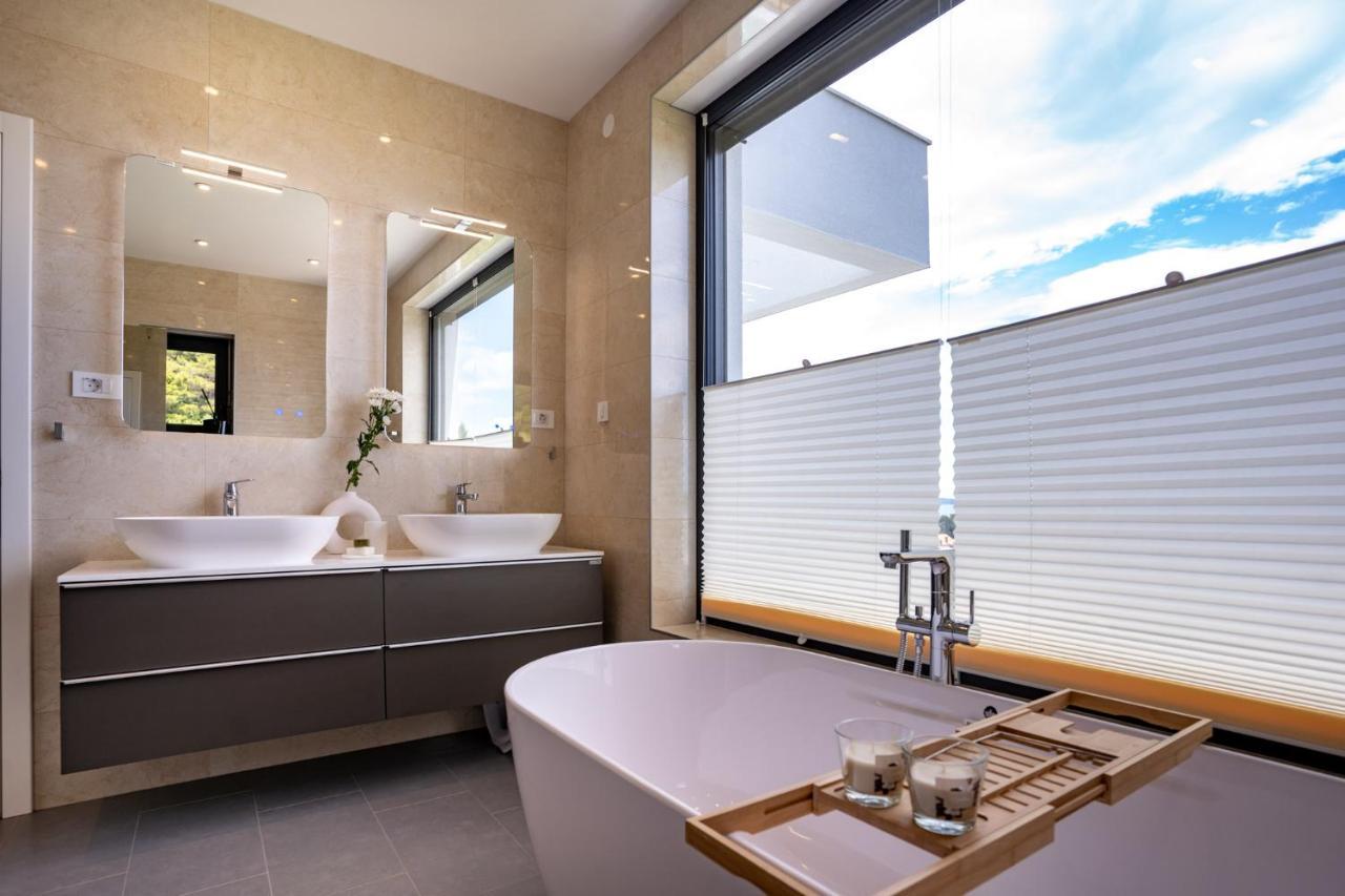 Panorama Suite Dora With Jacuzzi Palit Екстер'єр фото